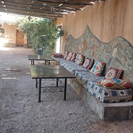 Auberge Bassou Nkob Екстериор снимка