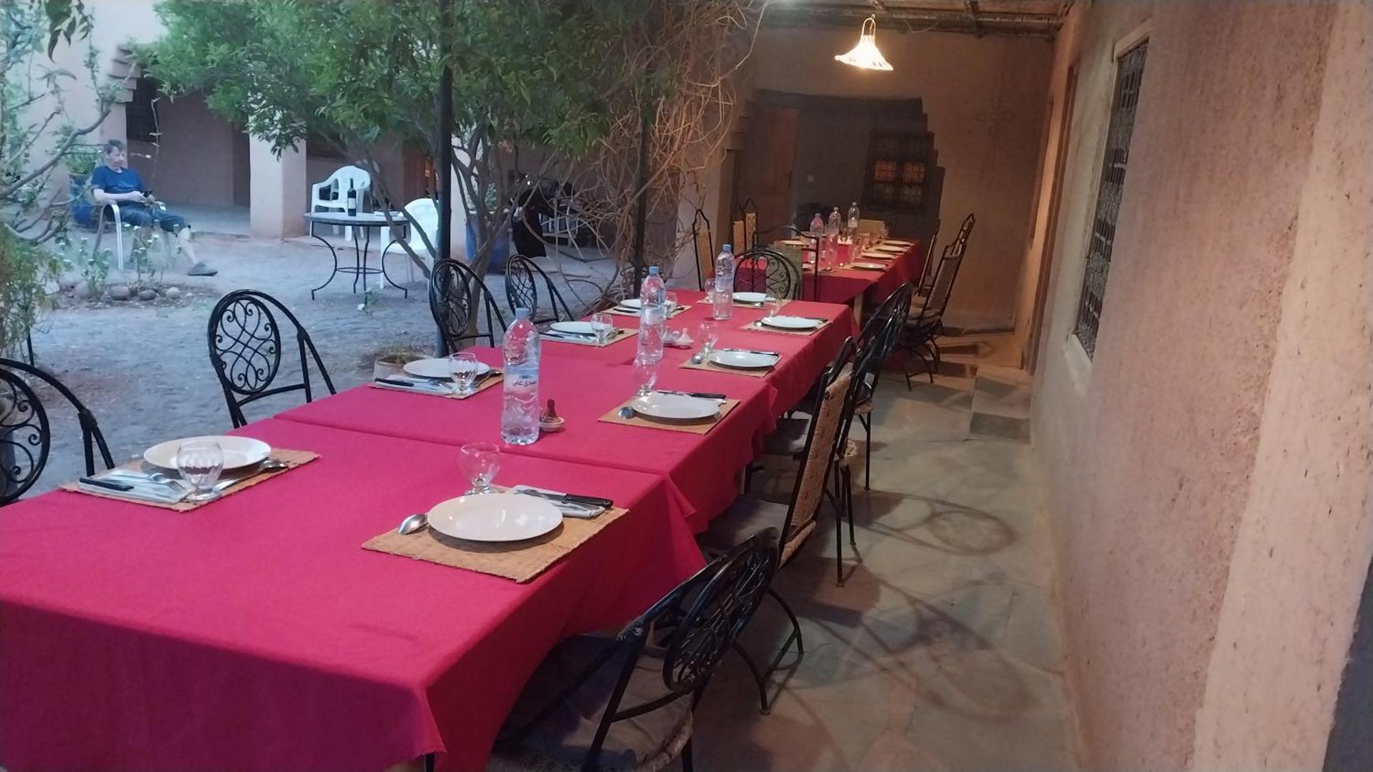 Auberge Bassou Nkob Екстериор снимка