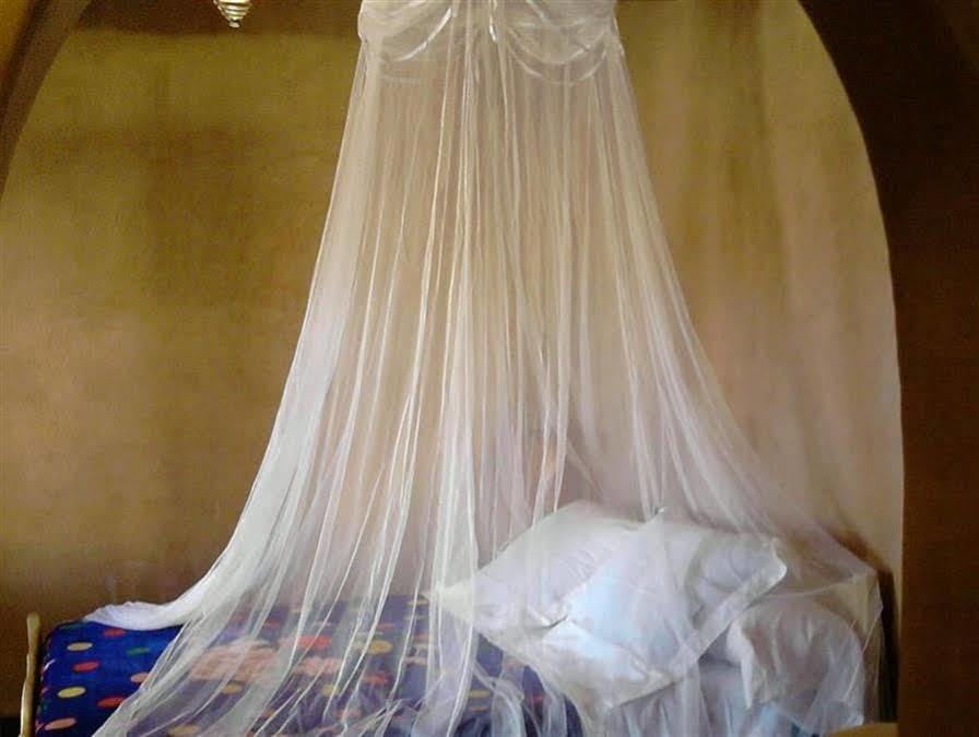 Auberge Bassou Nkob Екстериор снимка