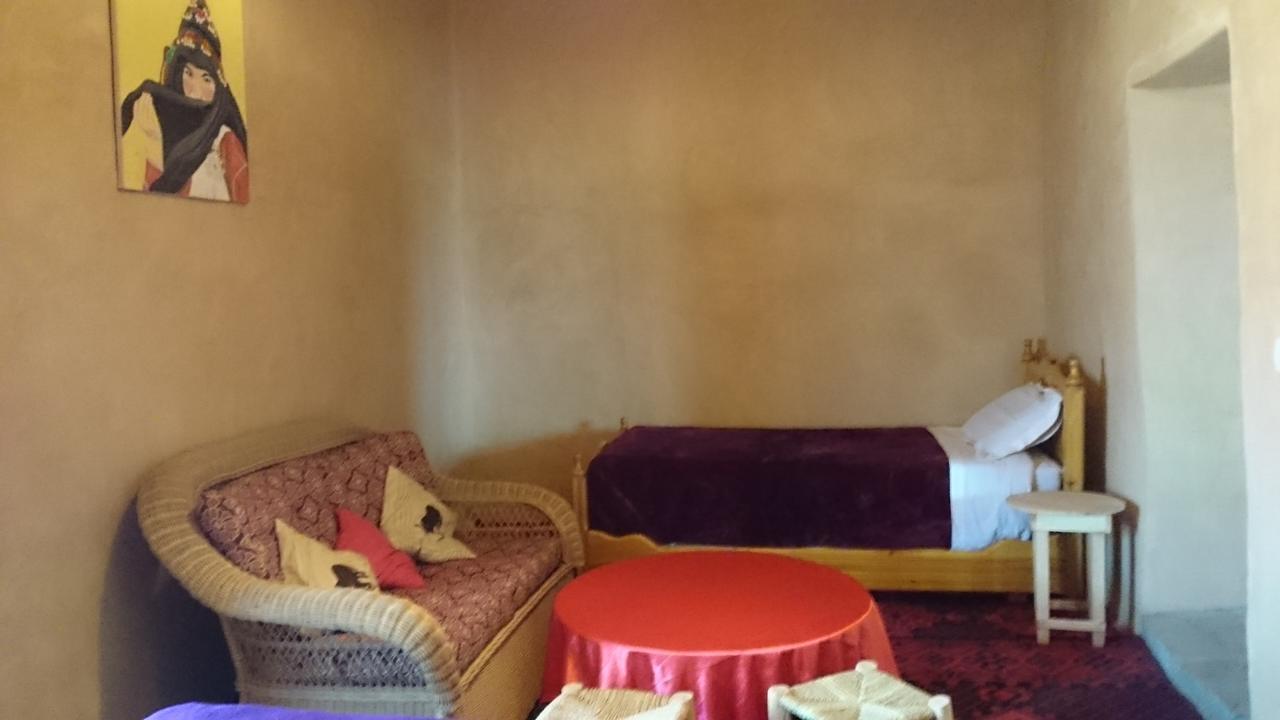 Auberge Bassou Nkob Екстериор снимка